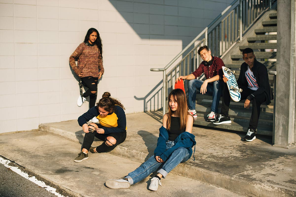 group-of-teens