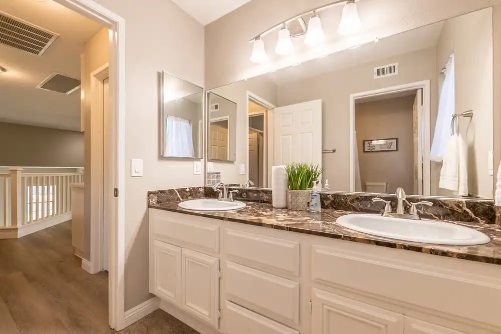 Washroom at West Coast Detox